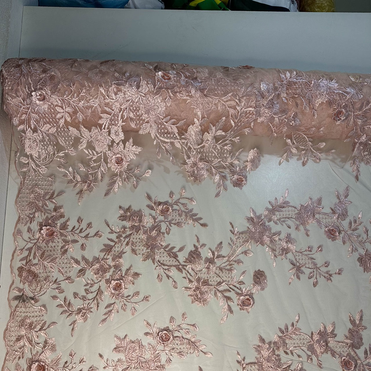 Tule Bordado London 3D - Rosa Antigo