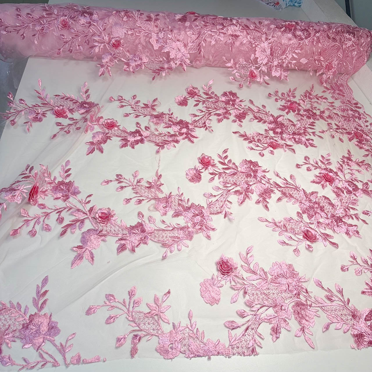 Tule Bordado London 3D - Rosa Bebê