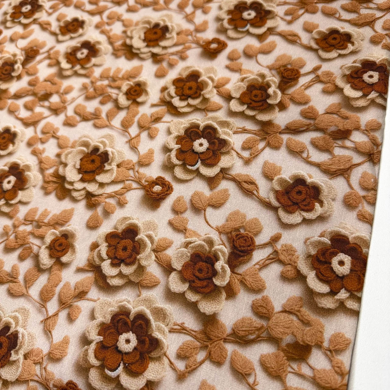 Tricoline Digital Estampado Floral Marrom
