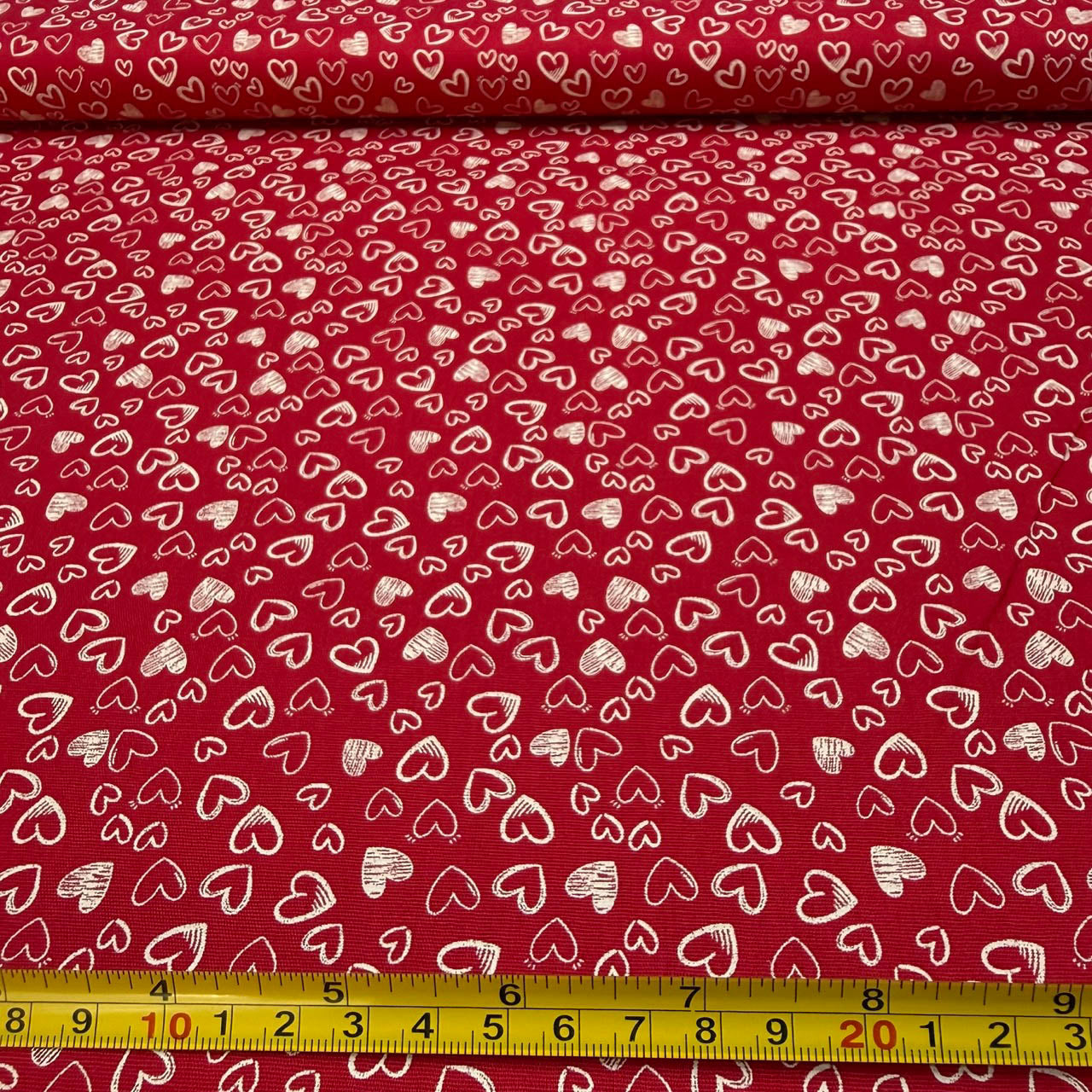 Tricoline Estampado Mini Corações Vermelho